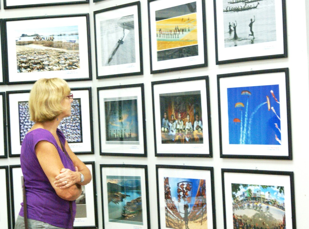 Foreign viewer at the exhibition